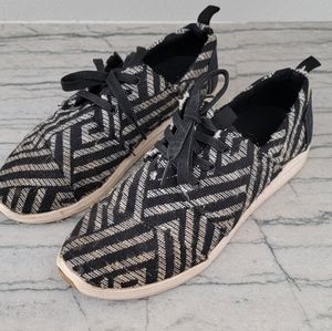 Toms Sneakers